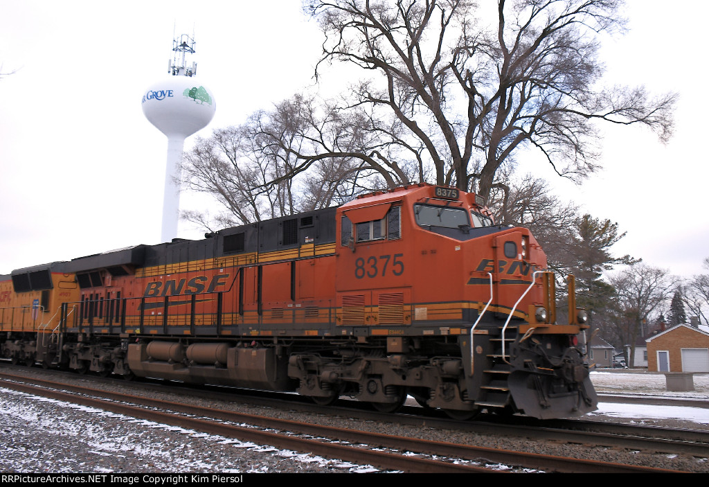 BNSF 8375 Pusher